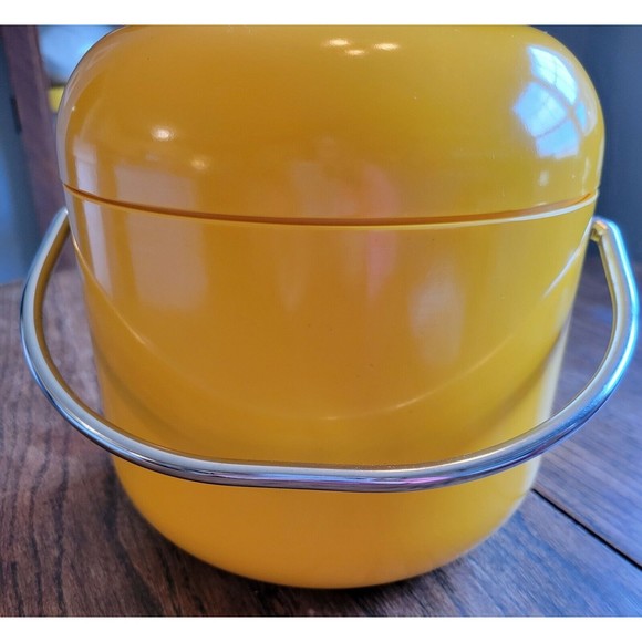 Fun Vintage 60s Mod Ice Bucket Hard Plastic with Tubular Chrome Handle - Picture 6 of 7